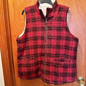 Size XL Maurices flannel/sherpa vest